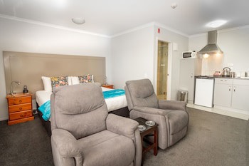 Bks Premier Motel Esplanade