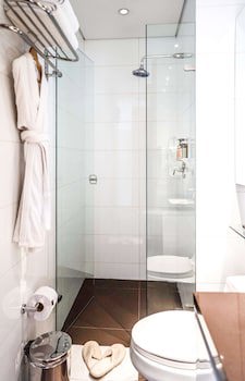 93 Luxury Suites & Residences