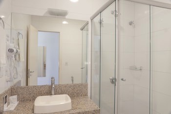 Acores Premium Hotel