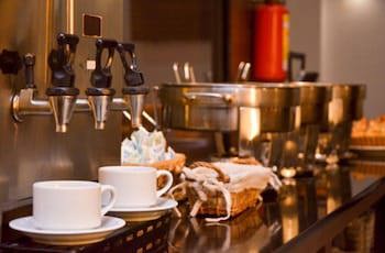 Acores Premium Hotel