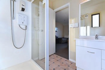 Arena Motel