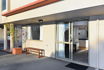 Arena Motel