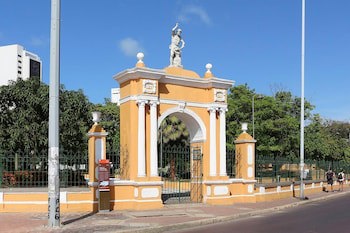 Ghl Arsenal Hotel
