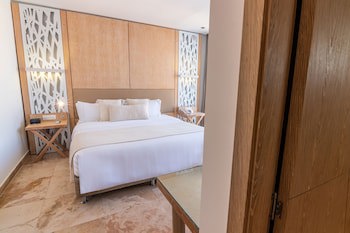 Ghl Arsenal Hotel