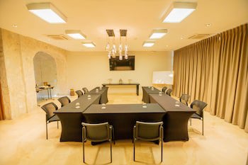 Ghl Arsenal Hotel