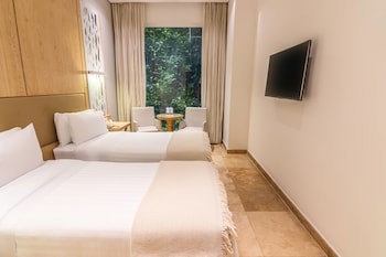 Ghl Arsenal Hotel