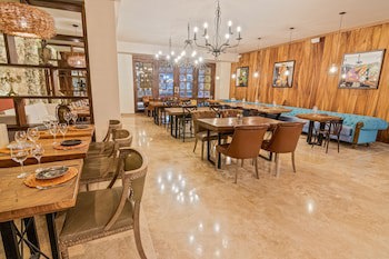 Ghl Arsenal Hotel