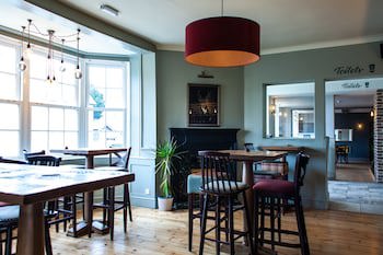 Coach House Inn