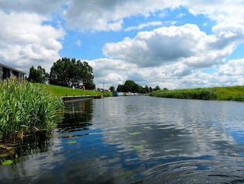 Fourwinds Leisure