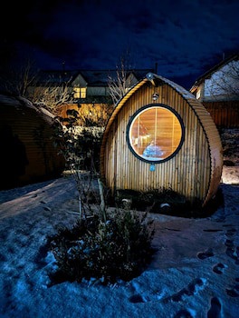 Eriskay Guest House And Aviemore Glamping