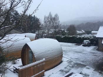 Eriskay Guest House And Aviemore Glamping