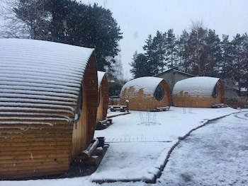 Eriskay Guest House And Aviemore Glamping