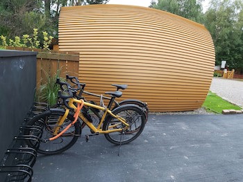 Eriskay Guest House And Aviemore Glamping