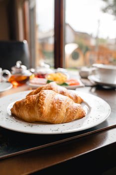 Eriskay Guest House And Aviemore Glamping