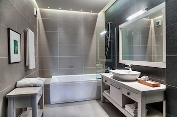 Aristi Mountain Resort And Villas