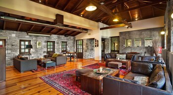 Aristi Mountain Resort And Villas