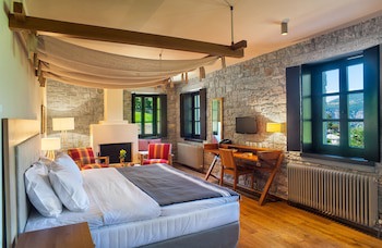 Aristi Mountain Resort And Villas