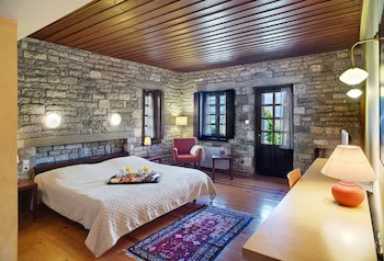 Aristi Mountain Resort And Villas
