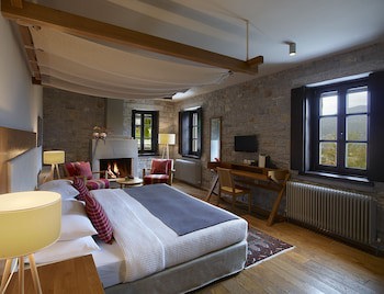 Aristi Mountain Resort And Villas