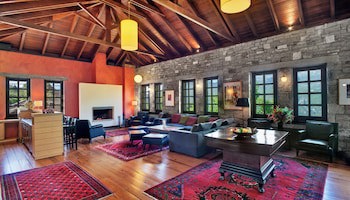 Aristi Mountain Resort And Villas