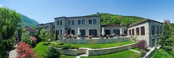 Aristi Mountain Resort And Villas