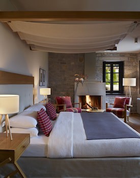 Aristi Mountain Resort And Villas