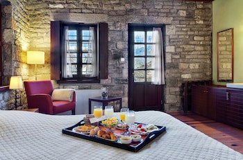 Aristi Mountain Resort And Villas