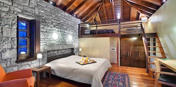 Aristi Mountain Resort And Villas