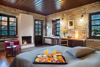 Aristi Mountain Resort And Villas