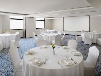 Movenpick Hotel Apartments Al Mamzar Dubai galeri fotoğrafı