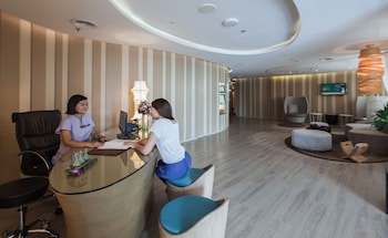 Centara Watergate Pavilion Hotel Bangkok