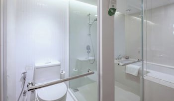Centara Watergate Pavilion Hotel Bangkok