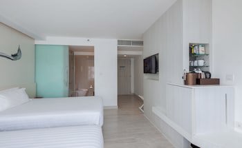 Centara Watergate Pavilion Hotel Bangkok