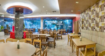 Buri Sriphu Hotel
