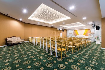 Buri Sriphu Hotel