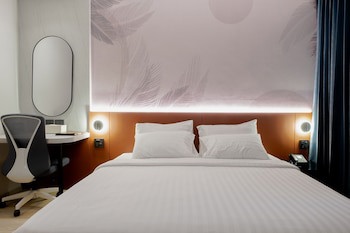 Buri Sriphu Hotel