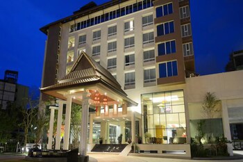 Buri Sriphu Hotel