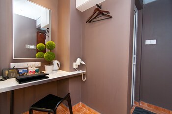 Fragrance Hotel - Kovan