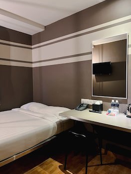 Fragrance Hotel - Kovan