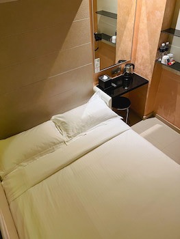 Fragrance Hotel - Viva