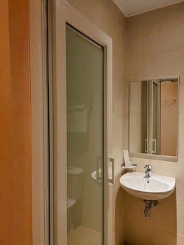 Fragrance Hotel - Viva