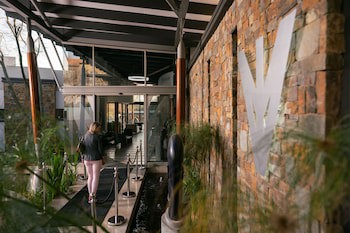 Seven Villa Hotel And Spa