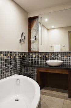 Seven Villa Hotel And Spa