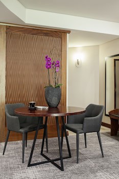 Seven Villa Hotel And Spa