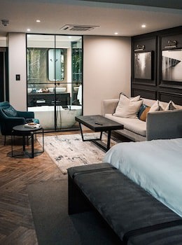 Seven Villa Hotel And Spa