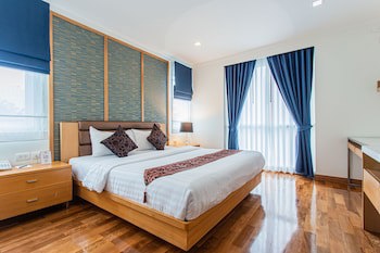 D Varee Montara Thonglor 25