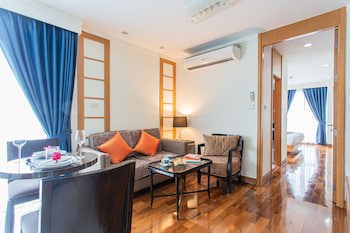 D Varee Montara Thonglor 25