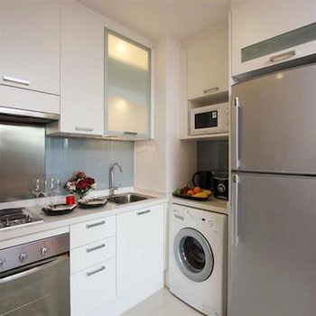 D Varee Montara Thonglor 25