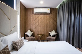 D Varee Montara Thonglor 25