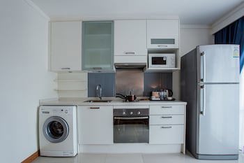 D Varee Montara Thonglor 25
